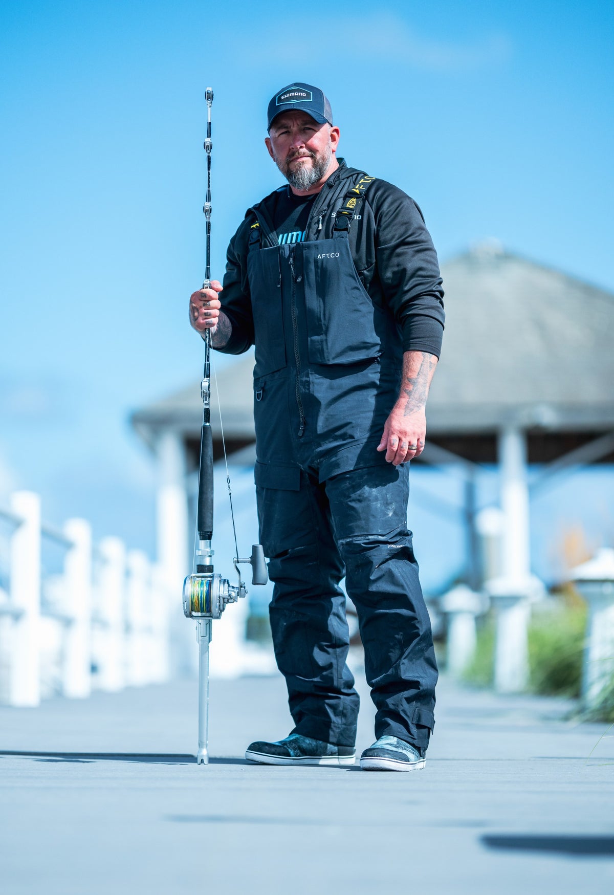 [lifestyle] image of product TEREZ BW FULL ROLLER UNI BUTT